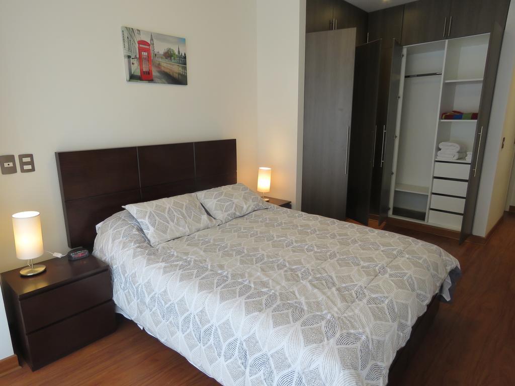 Spacious Apartment In Miraflores Ліма Номер фото