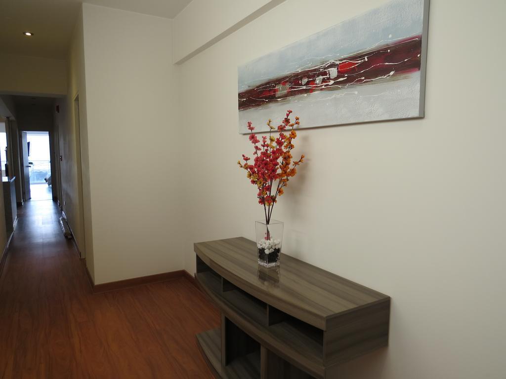 Spacious Apartment In Miraflores Ліма Номер фото